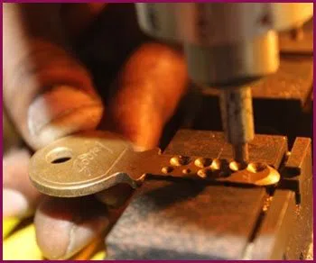 Parlin NJ Locksmith Store Parlin, NJ 732-374-9041 - 17-key-making